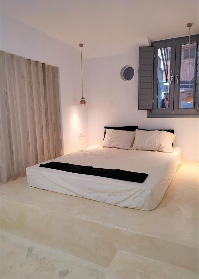 Charming Cozy Suites Naxos City Bagian luar foto